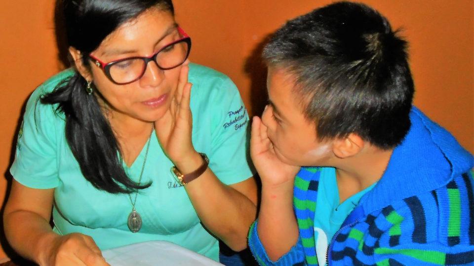Jesús learns something new every day - CMMB Peru Angel