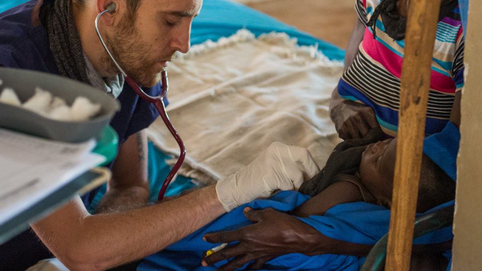 Dr. Matthew Jones is an UK trained doctor serving in South Sudan. Learn more about volunteer doctors at CMMB or the physician volunteer opportunities at CMMB