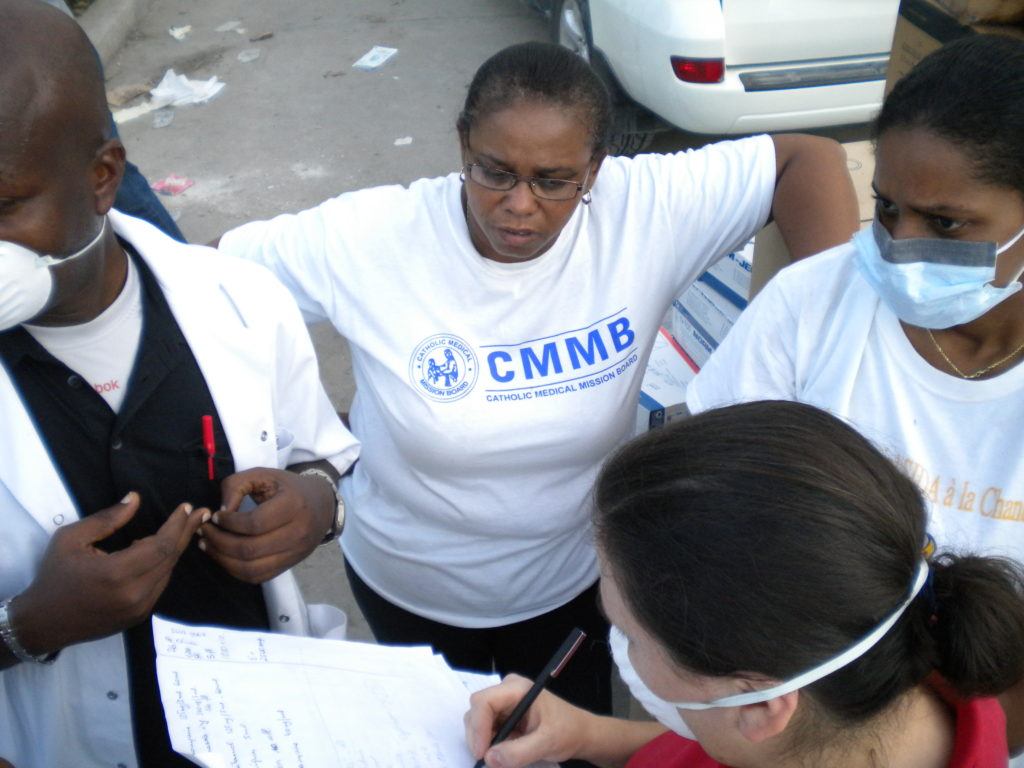Dr. Dianne during the 2010 earthquake in haiti
