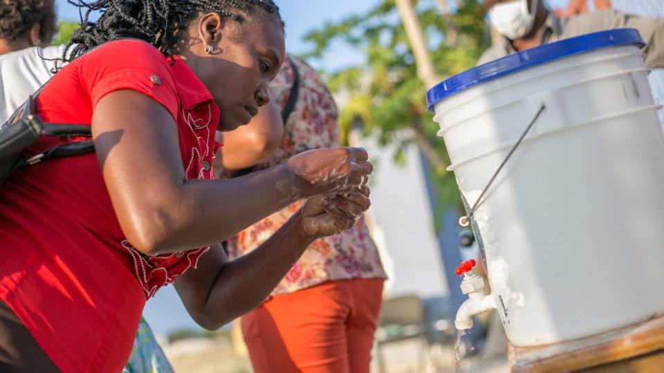 Covid-19 handwashing center