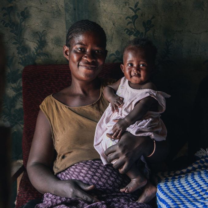 Lifasi with her baby daughter Gracein Mwandi, Zambia in October 2019.