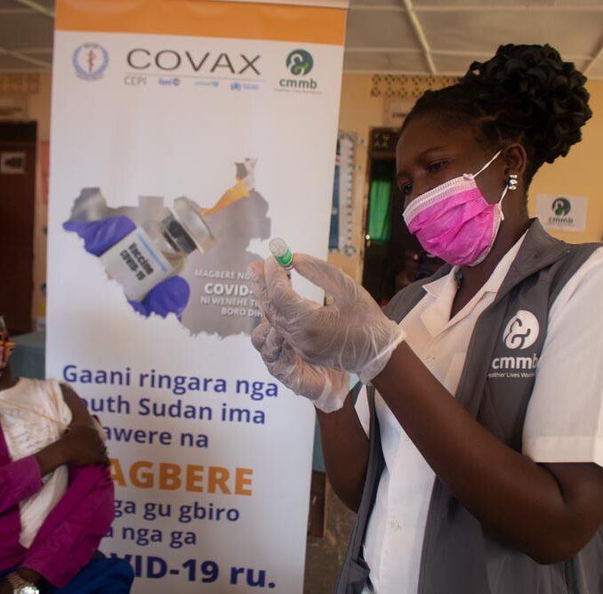 In South Sudan, CMMB is partnering with the Ministry of Health to roll out COVID-19 vaccines in hard-to-reach, remote areas.